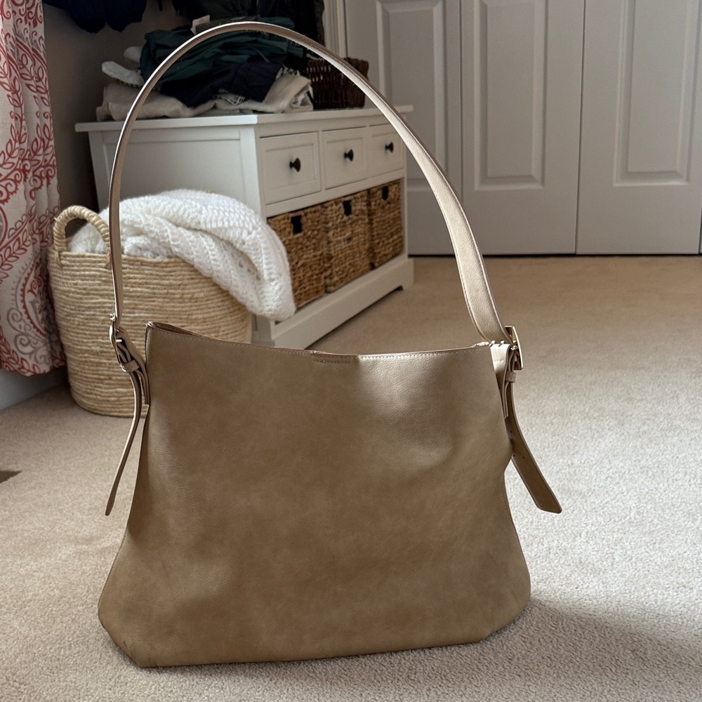 Universal Thread Tan Shoulder Bag